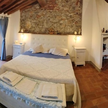 B&B La Rosa Nel Verde Lucca Buitenkant foto